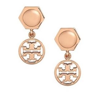 NWT Tory Burch rose gold logo drop earrings, for pierced ears, new with logo bag